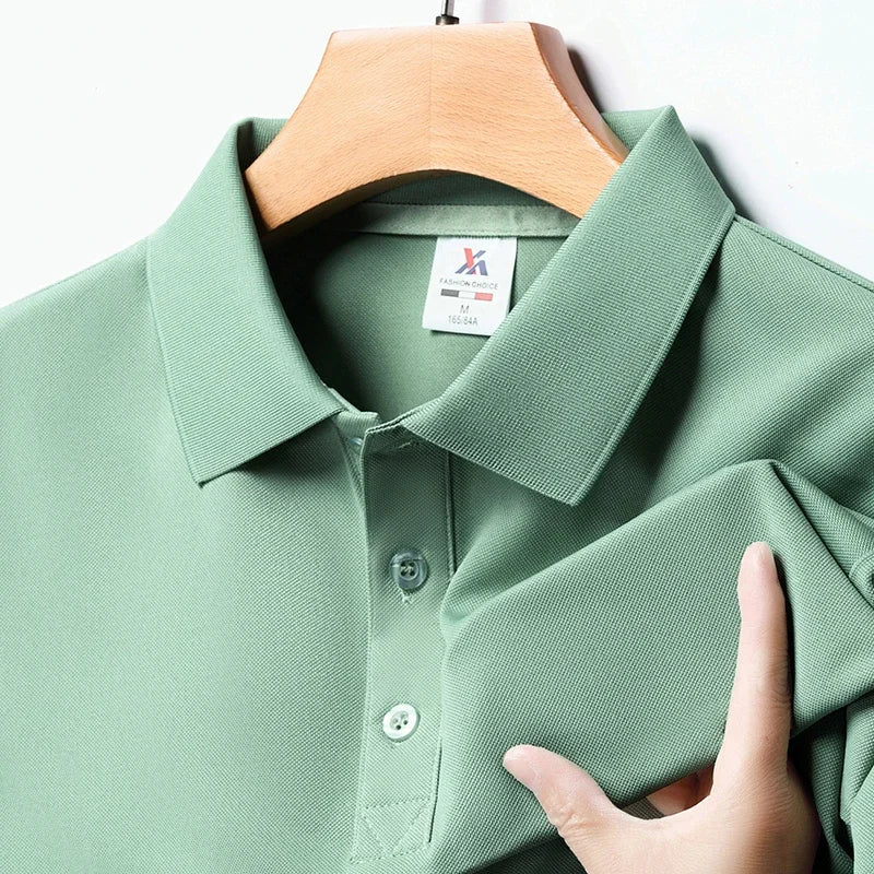 Camisa polo masculina, manga curta, respirável e confortável.